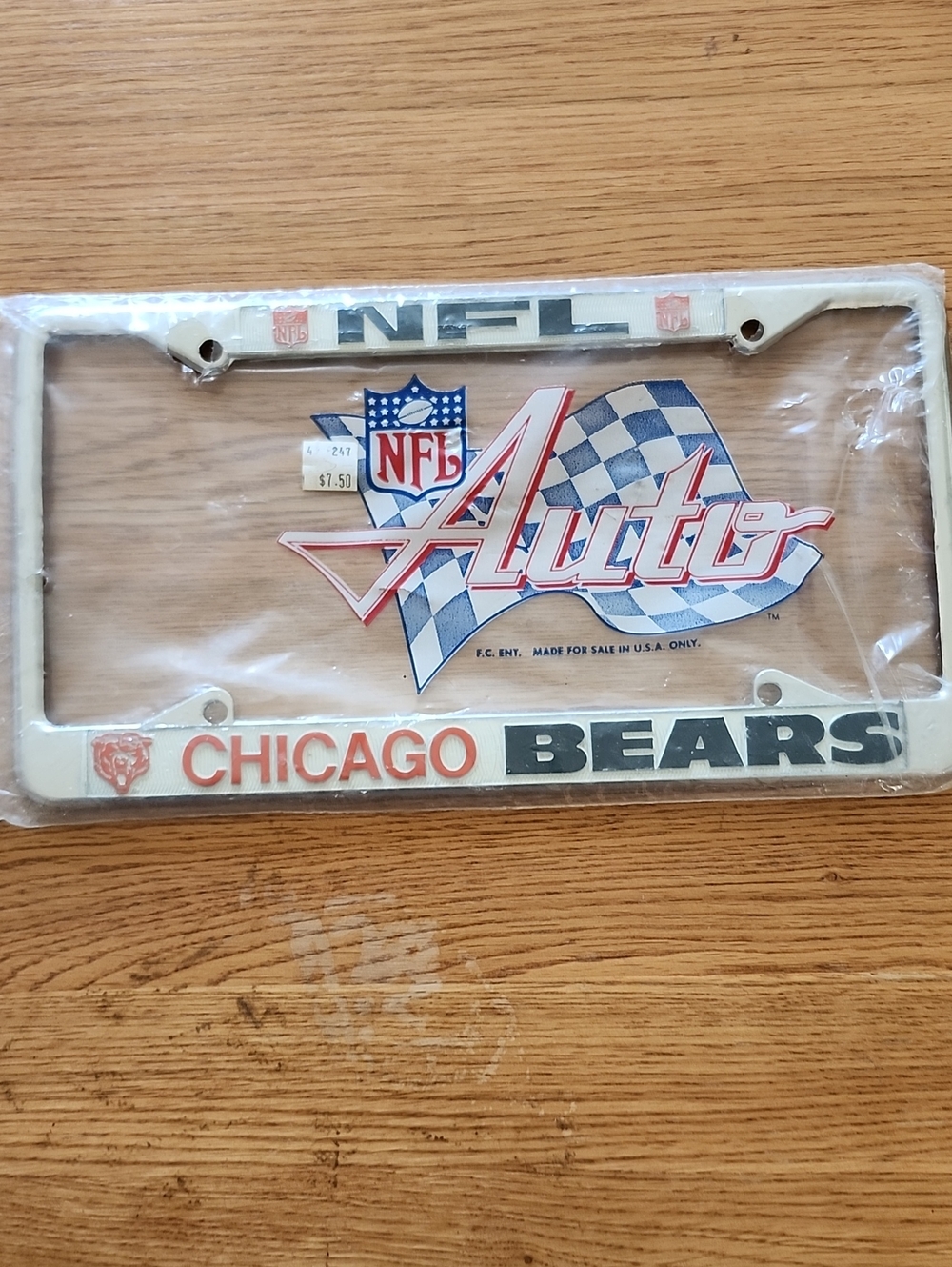 Chicago Bears NFL Auto License Plate Frame - White